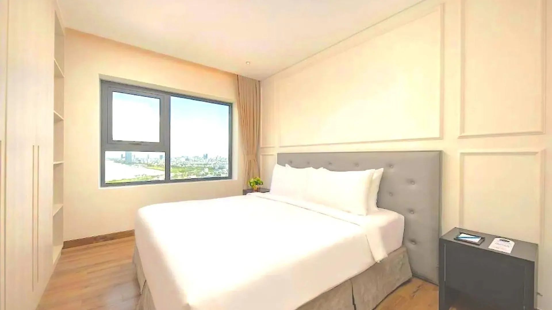 Aparthotel Golden Apartment In Da Nang Bay