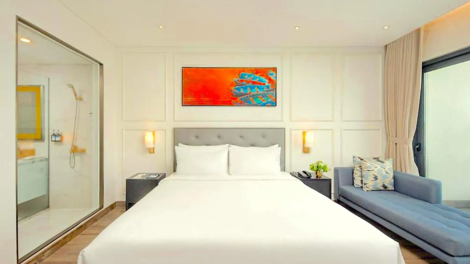 Golden Apartment In Da Nang Bay Vietnam
